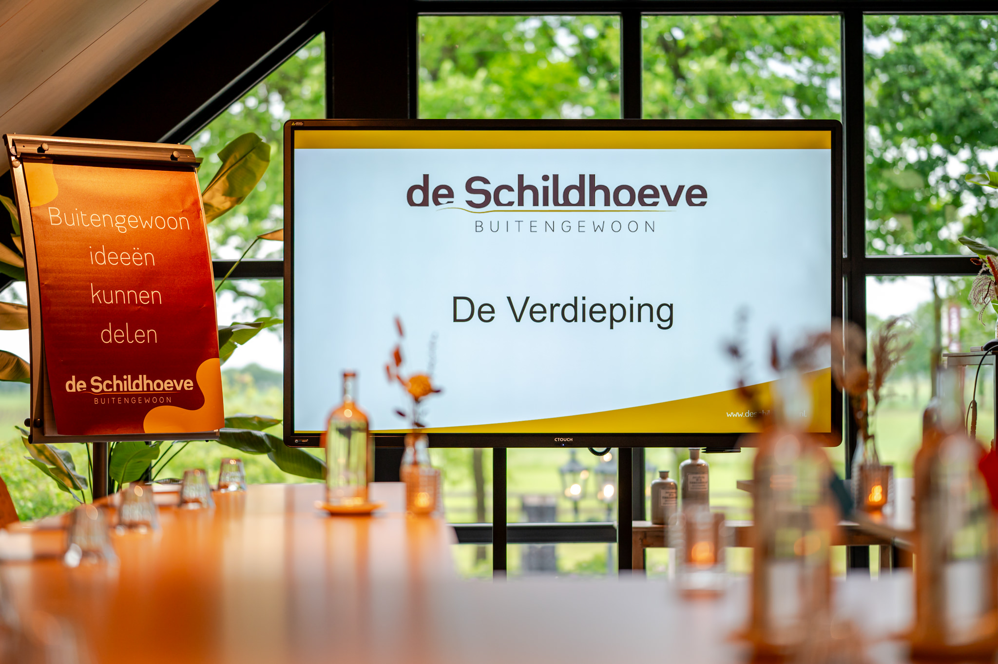 Zaal de Verdieping bij de Schildhoeve Buitengewoon in Fluitenberg