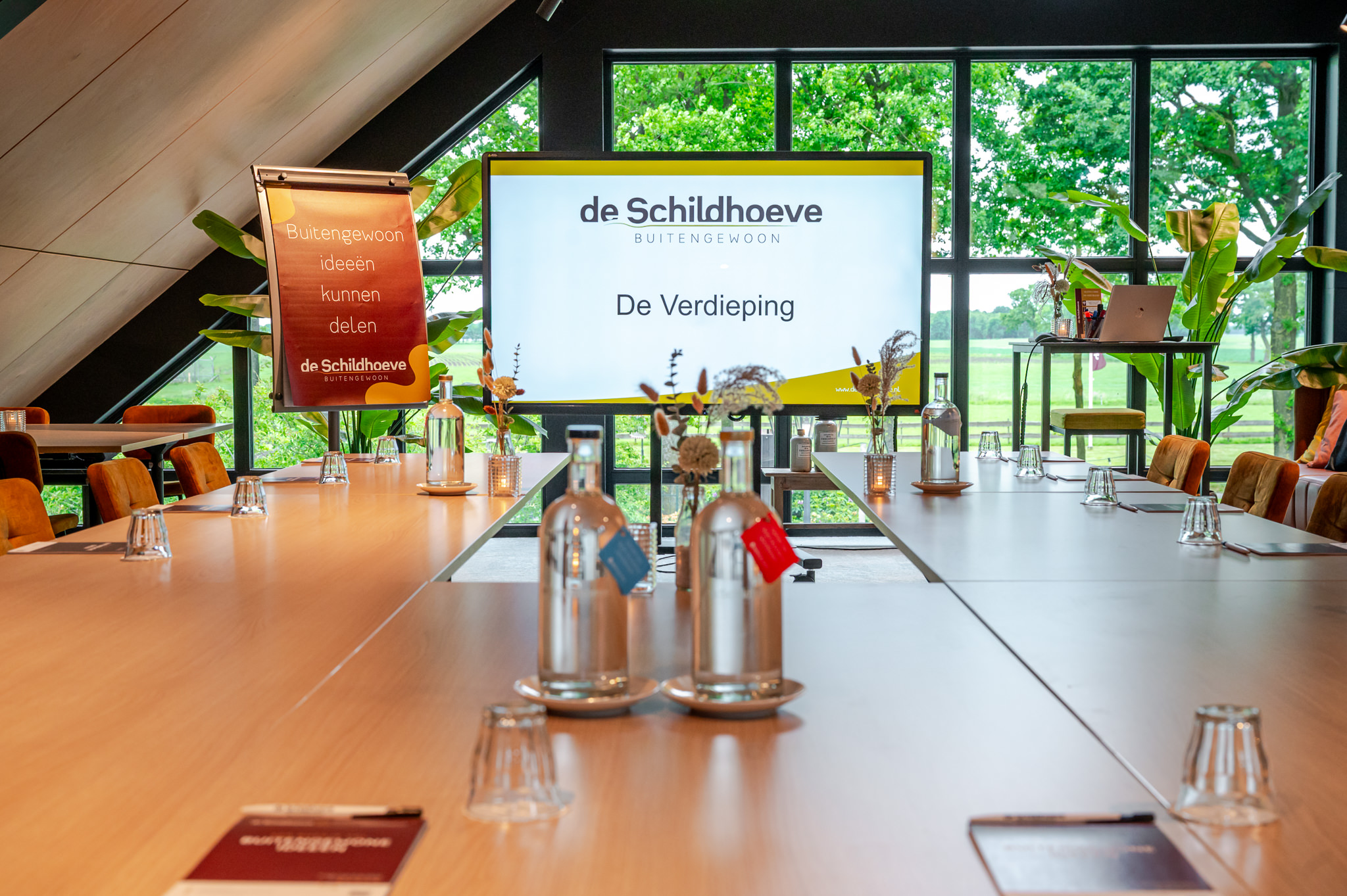 Zaal de Verdieping bij de Schildhoeve Buitengewoon in Fluitenberg