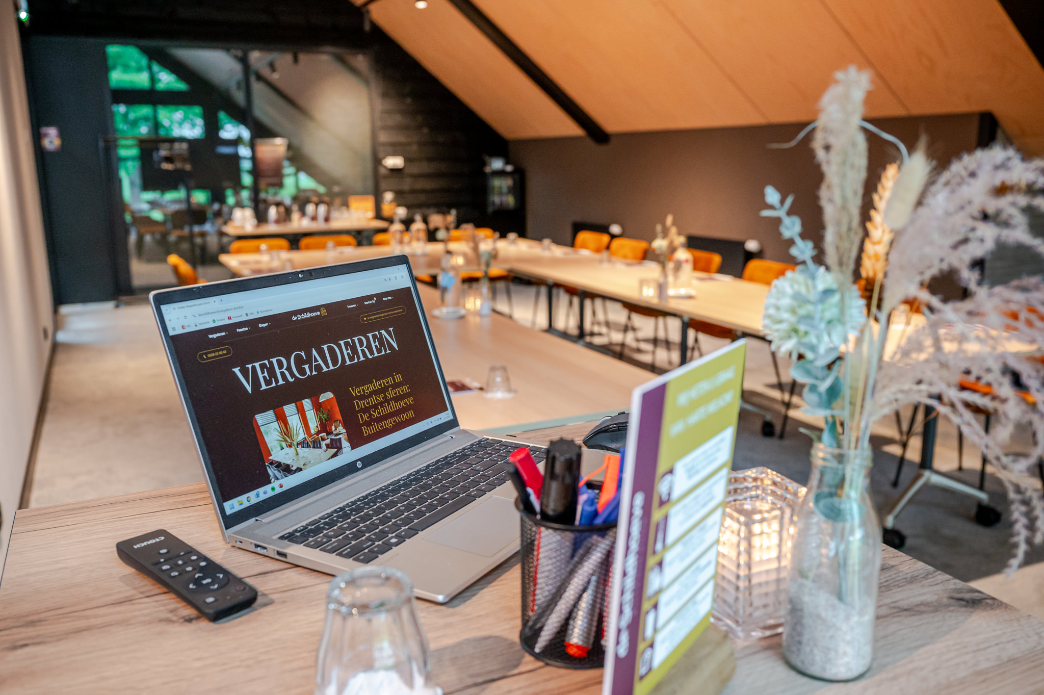 Zaal de Verdieping bij de Schildhoeve Buitengewoon in Fluitenberg