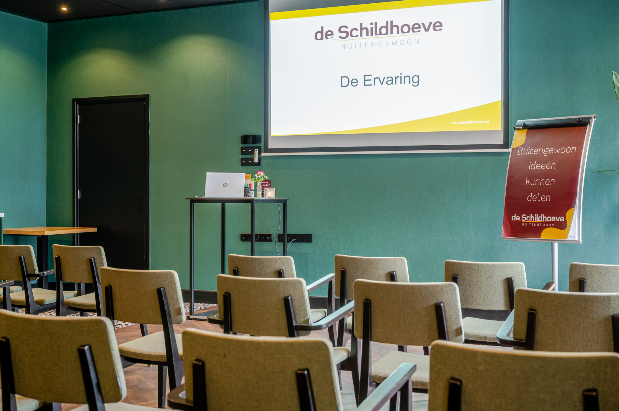 Zaal de Ervaring bij de Schildhoeve Buitengewoon in Fluitenberg