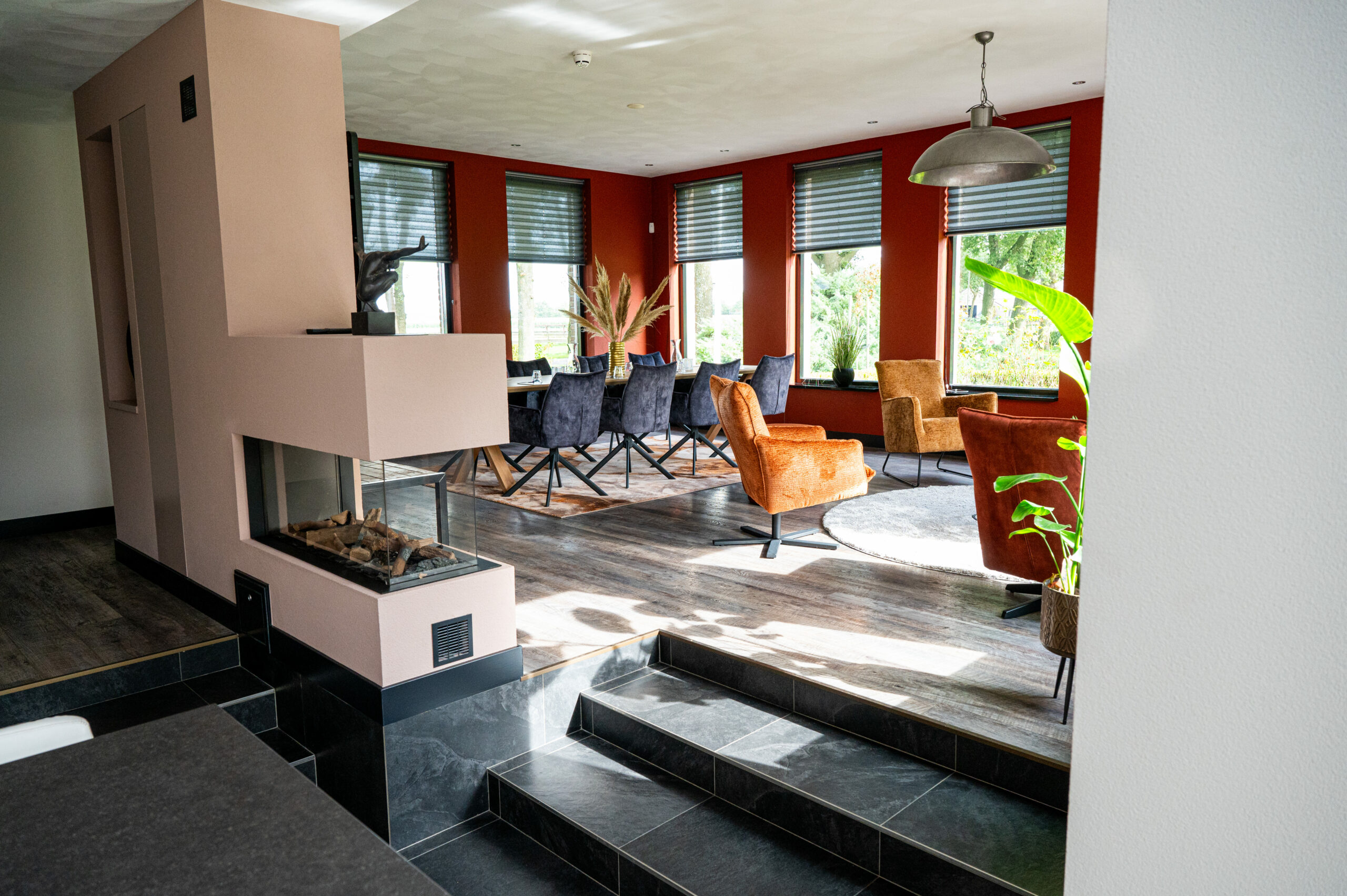 Exclusief vergaderen - afbeelding van Het Voorhuis, een stijlvolle vergaderruimte in Boetiekhotel Het Huis.
